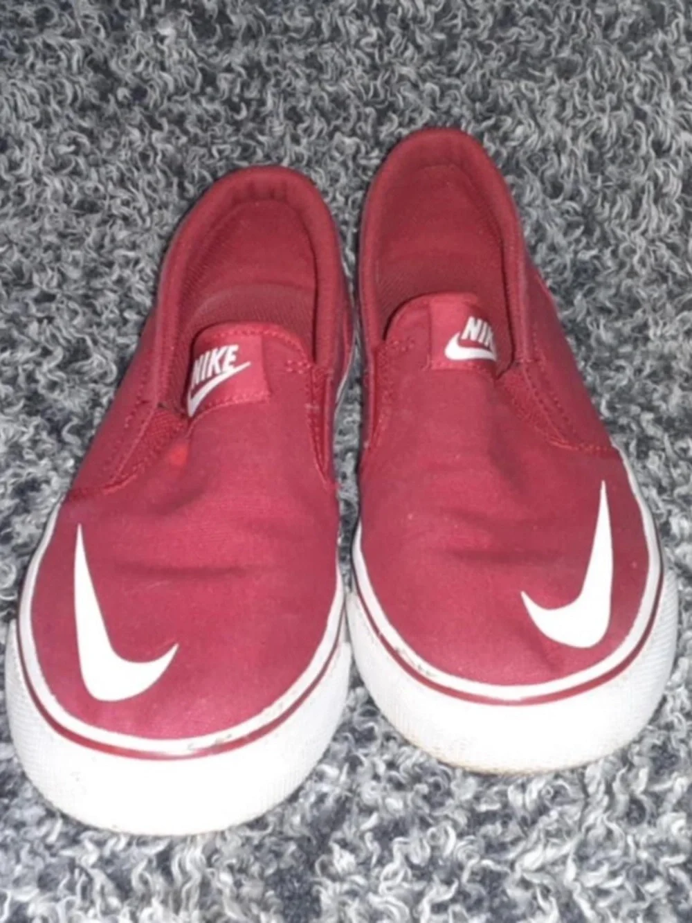Nike Court Royale Slip-On Canvas Sneakers Red White Youth 5Y Women's 6.5 Casual